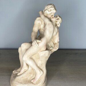 The Kiss Figurine